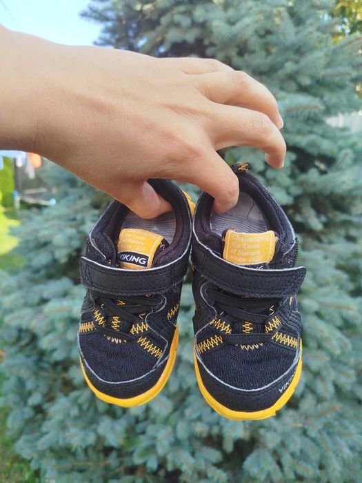 Кросівки, черевики Viking 23