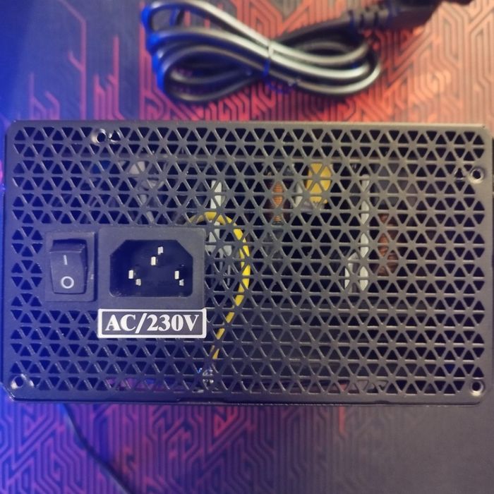 Mars Gaming MPIII750 750W Zasilacz