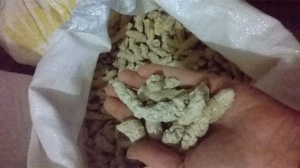 Корм для собак екструдований.