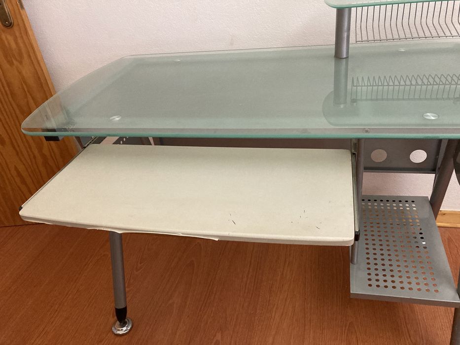 Secretária vidro e metal