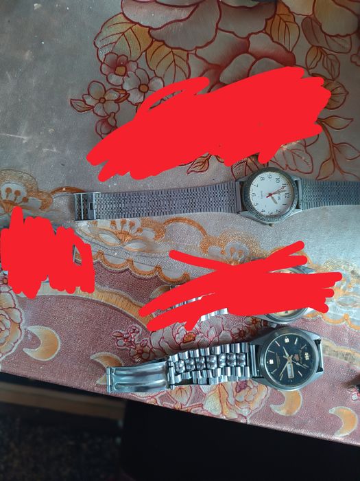 Продам годиники  ціни в описі