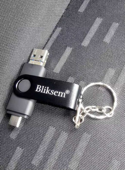 Флешка 3 в 1 USB 2.0 + TYPE-C + micro USB 64GB для ПК и телефона новая