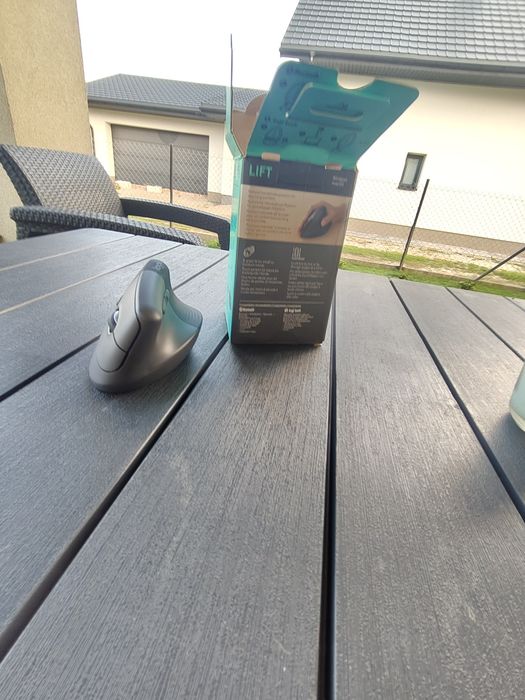 Sprzedam Myszkę Lift logitech