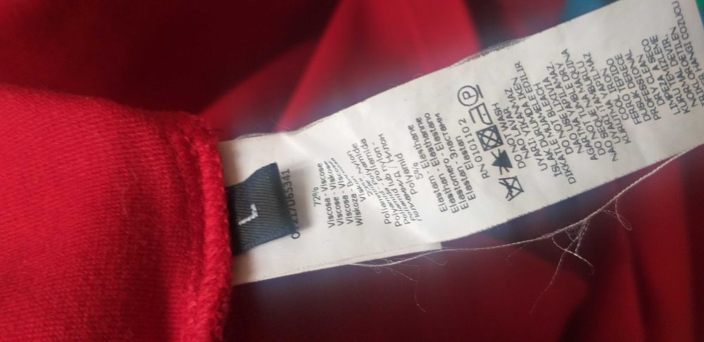 Bluza czerwona L włoska