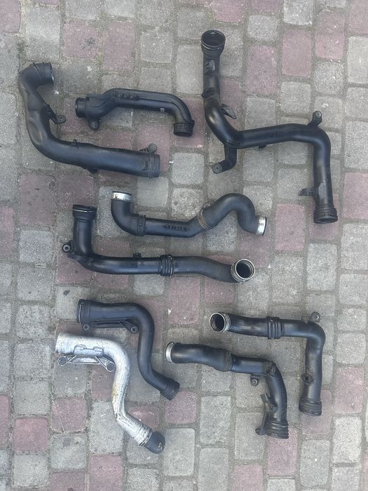Патрубок інтеркулера турбіни Audi A4 B6 B7 VW Passat B6 Touran Caddy Golf Jetta SKODA A5  1.9 TDI 2.0 TDI