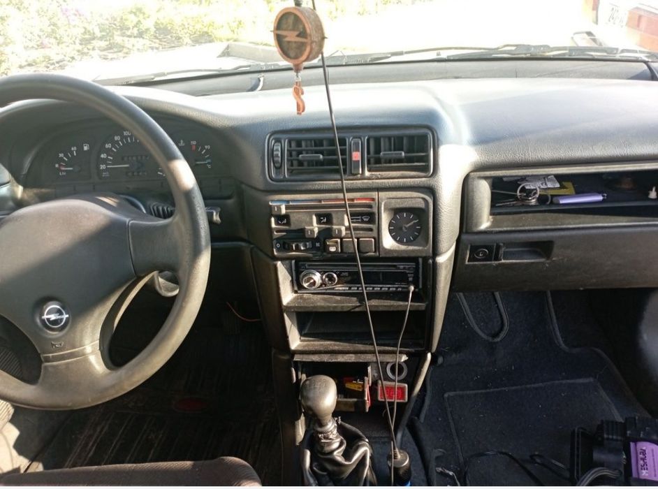 Вєктра а  1.8 моно