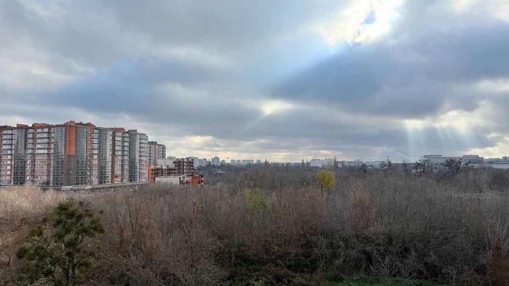 Студія в новобудові/ метро Ботанічний сад