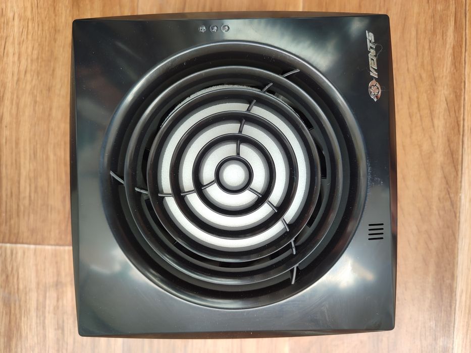 Вентилятор Квайт 125 Т (таймер) чорний,