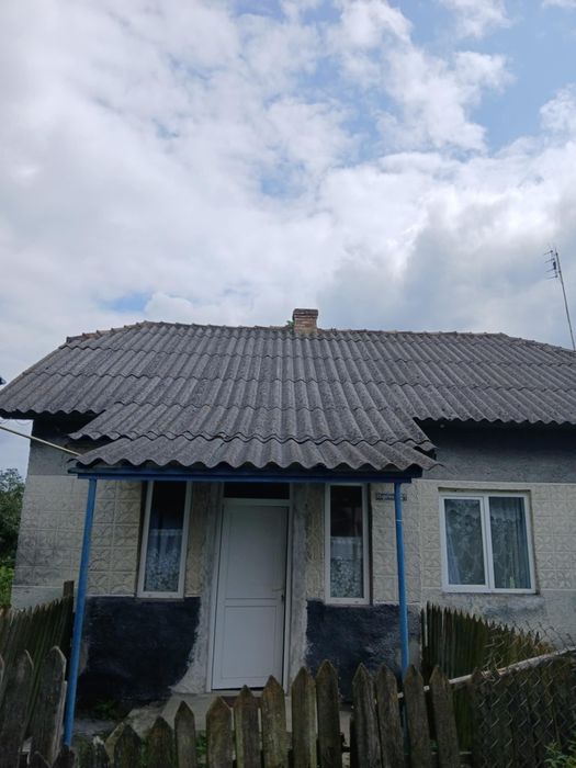 Продається житловий будинок