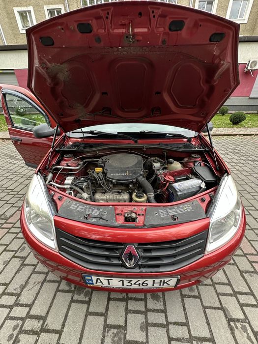 Renault Sandero 2011