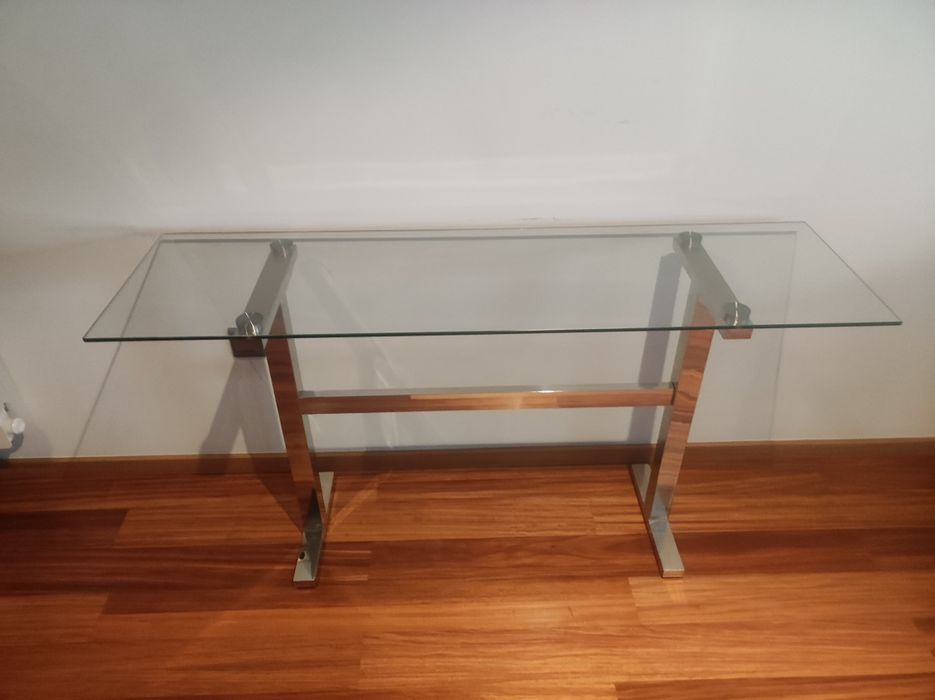 Aparador de vidro temperado