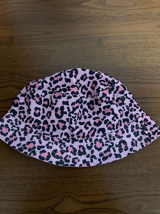 панами з різними принтами