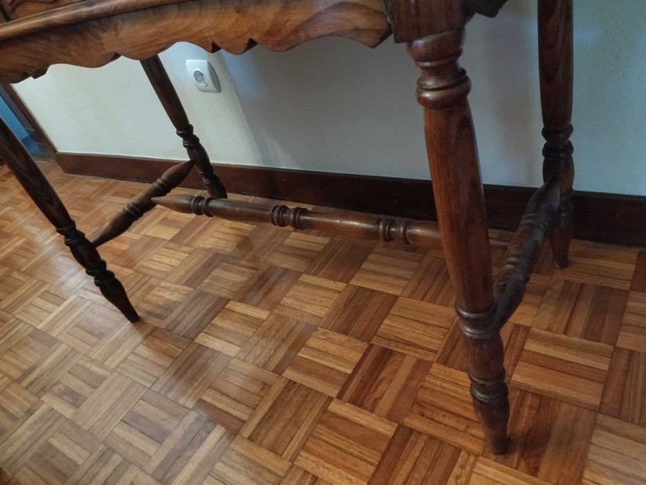 Antiga penteadeira/ consola