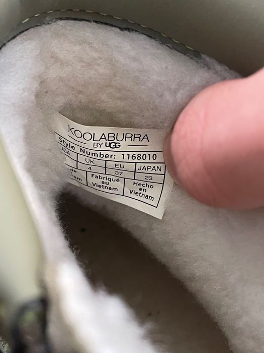 ОРИГІНАЛ UGG Koolaburra 37р оливкового кольору