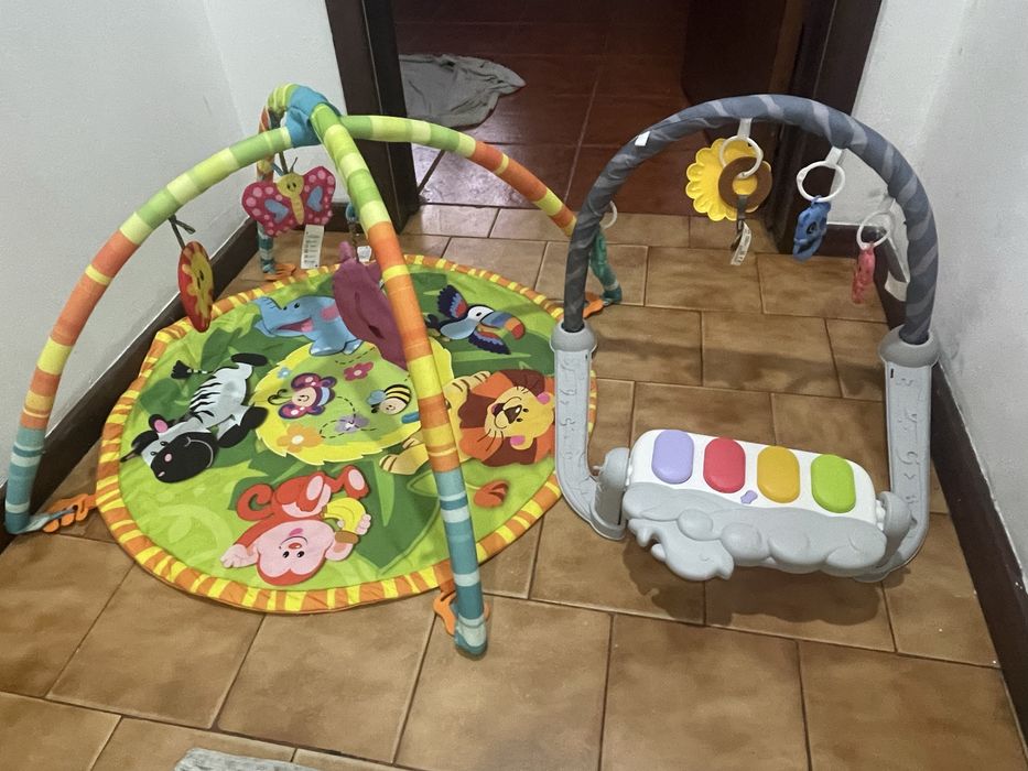 Tapete atividades bebé com piano musical