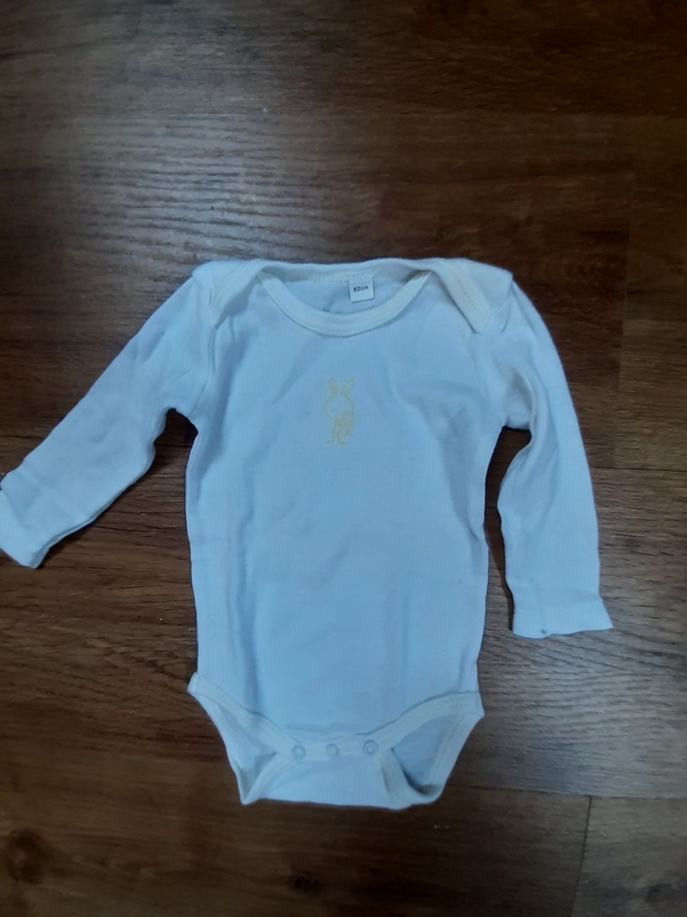 Interiores pijamas e bodys bebe tamanhos 00 0 e 1 mes Areeiro OLX.pt