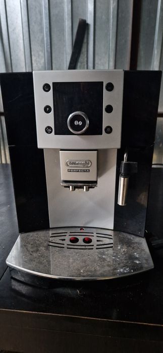 Ekspres do kawy DeLonghi