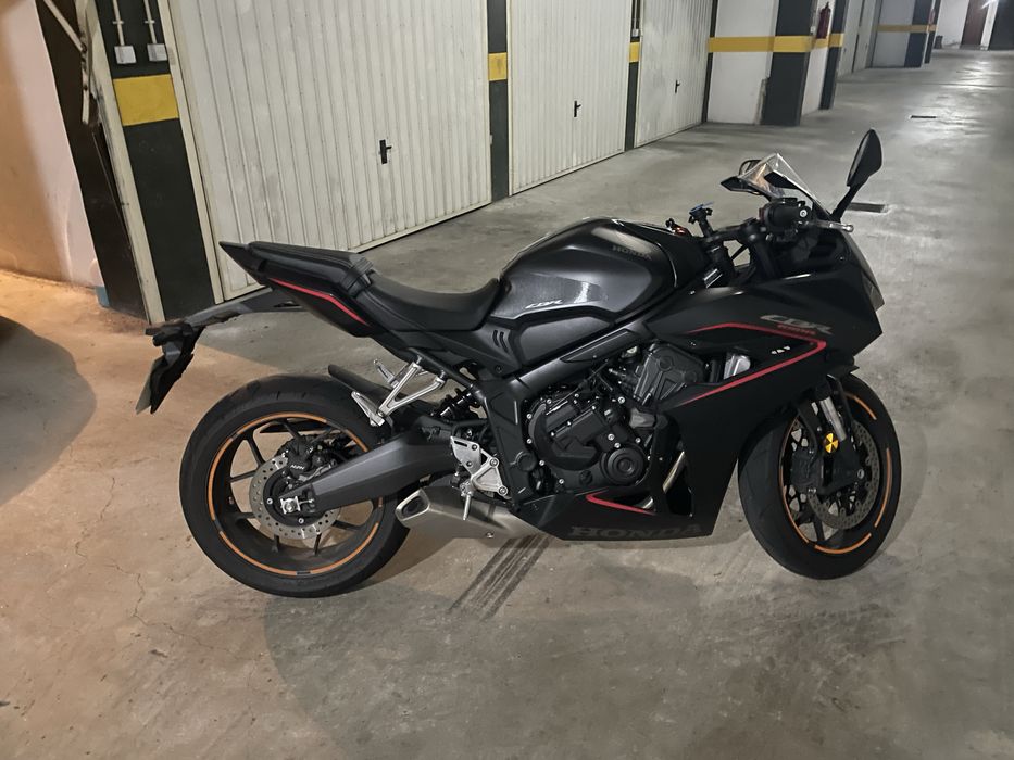 Honda CBR 650 2025