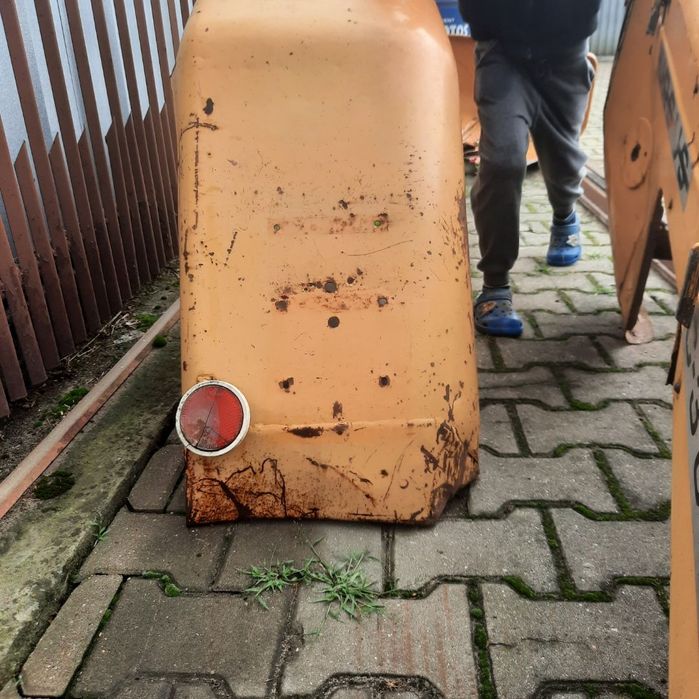 Ursus C-360 oryginalne błotniki tył i maska