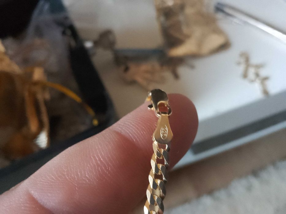 Łańcuszek z krzyzykiem Złoty 585 z dodatkiem Srebra 925