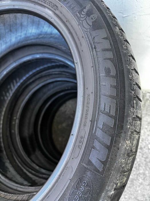Шини літні одноширокі 235/50/R19 Michelin