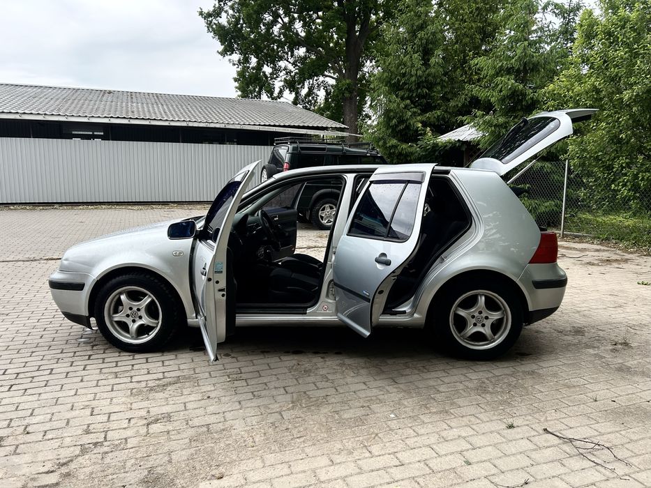 Продам Гольф 4 2003р. З кондиціонером!