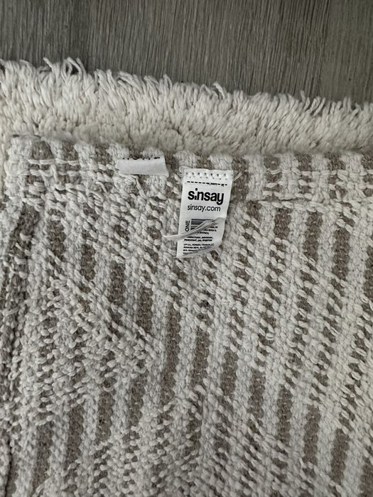 Килимок прикроватний для спальні Sinsay