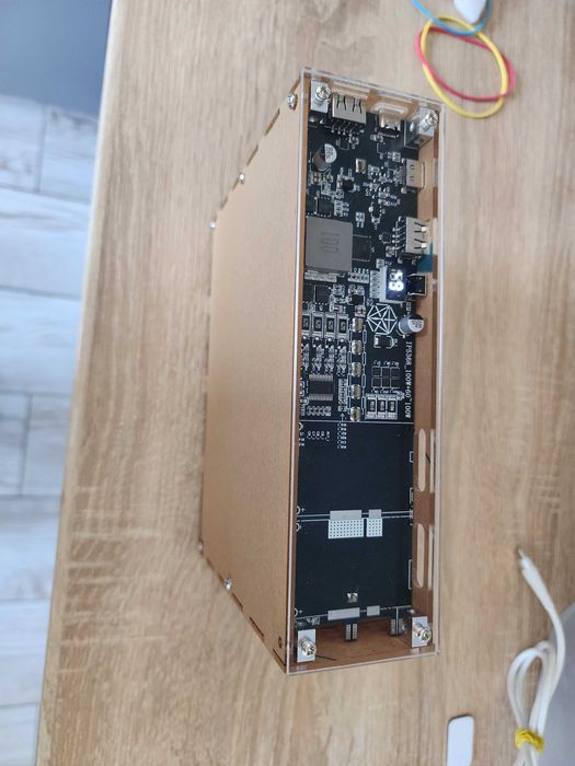 Зарядна станція, повербанк, 80000мАм 100W корпус, 16шт 21700 акб Нова