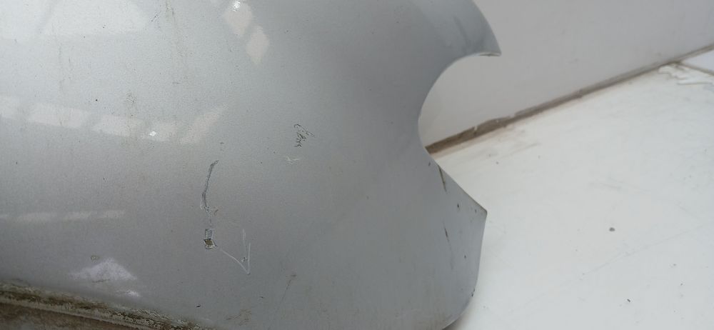 Guarda-lamas direito BMW X5 (E53)