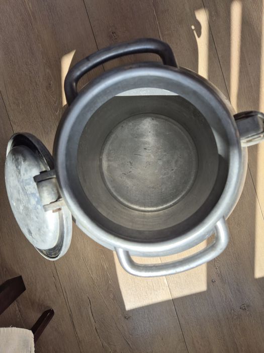 Алюмінієвий молочний бідон