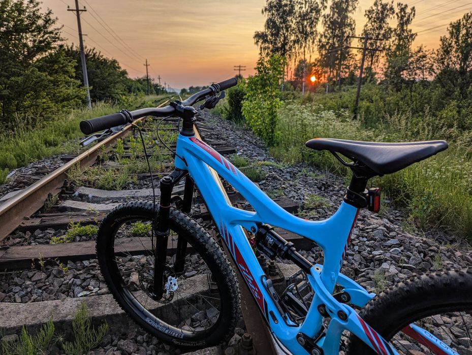 Двухподвес карбоновый IBIS mojo Hd3, rockshox, fox, sram, deore