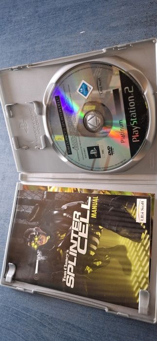 Gra na ps2 Tom Clamcys Splintel Cell