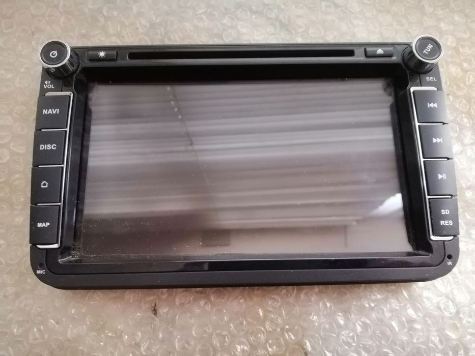 Продам  2din автомагнитолу ISUDAR