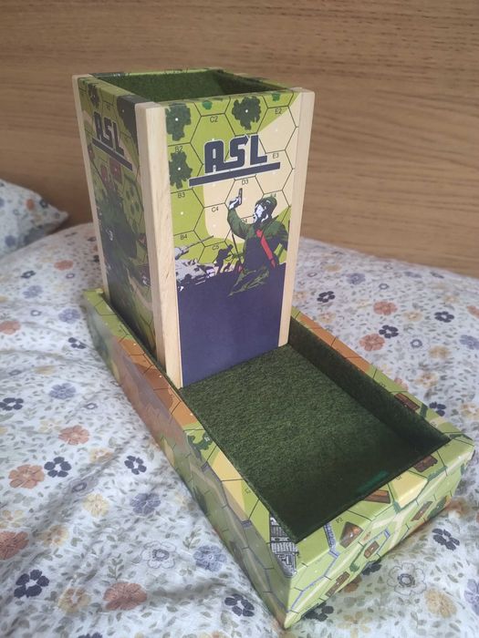 Wieża do kości Dice Tower Squad Leader