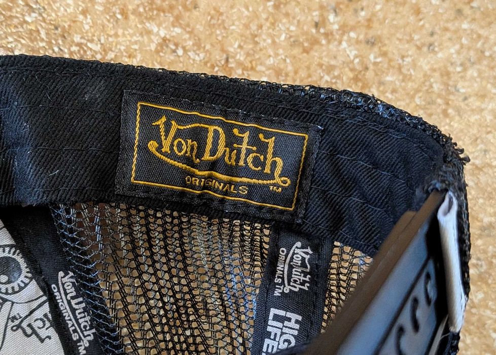 Бейсболка Von Dutch Trucker Cap