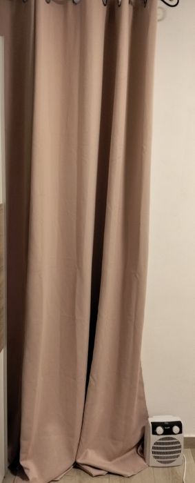 Vendo duas cortinas rosa