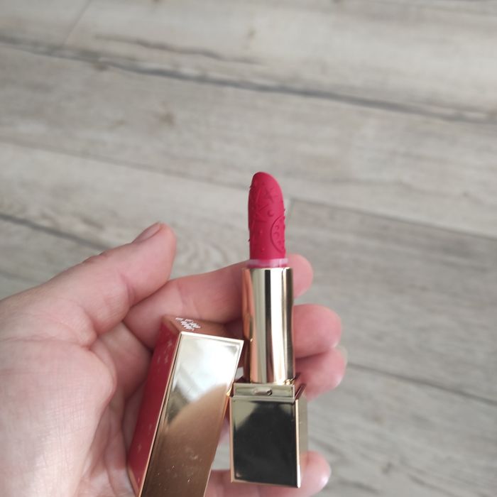 Pomadka Estee lauder