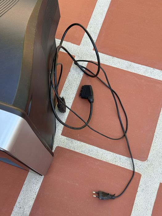 TV Crown (a funcionar)