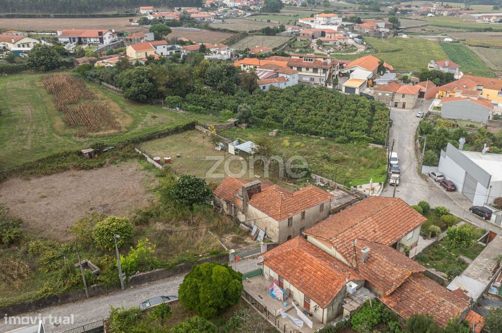 Moradia Independente com projeto aprovado para Venda em Coronado
