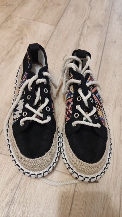 нові Чорні черевики ( еспадрільї) парусинові кросівки