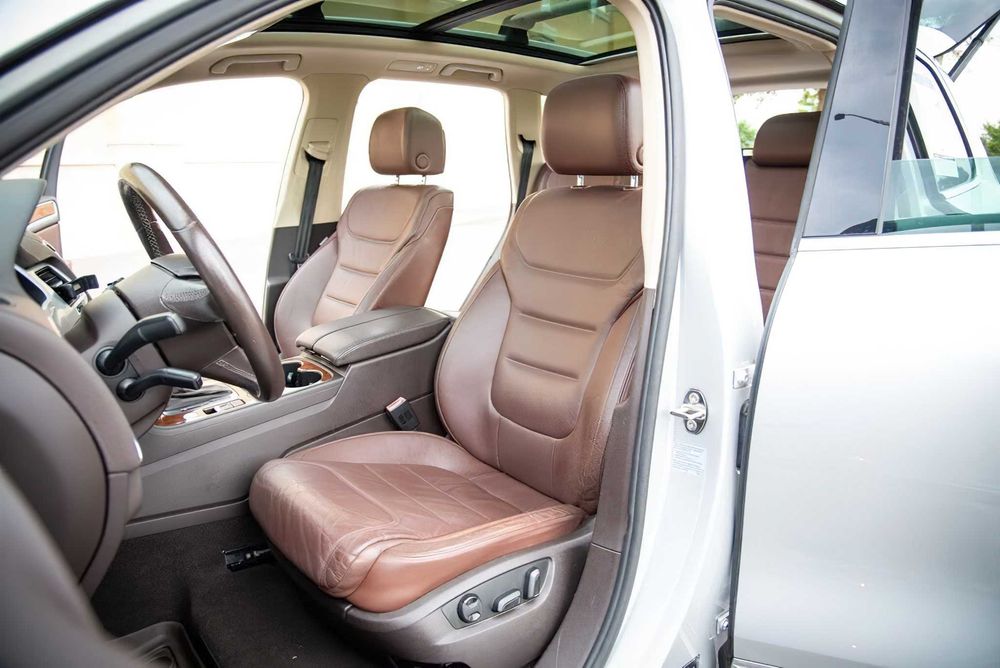Volkswagen Touareg Executive      2013