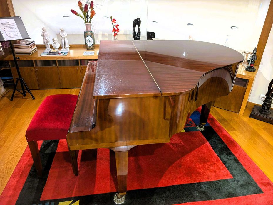 Piano de Cauda Yamaha G1
