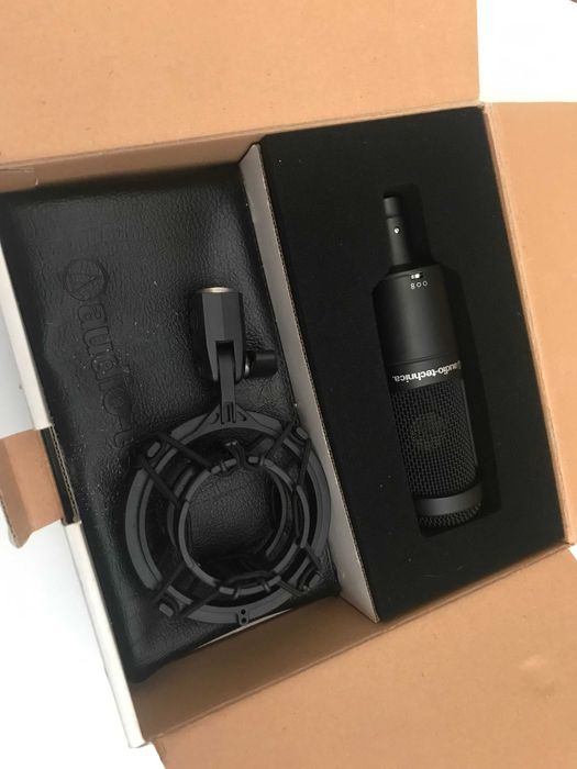 Audio Technica AT2050 Multi-pattern Microfone