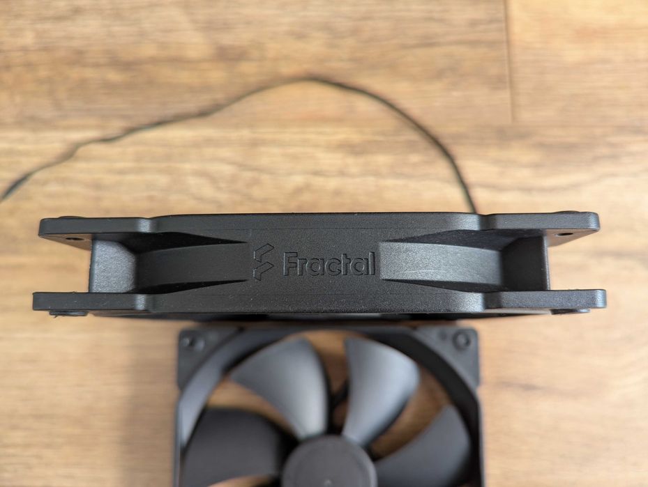 Кулер/вентилятор Fractal Design Dynamic X2 GP 14. Ціна за 2шт. Нові.