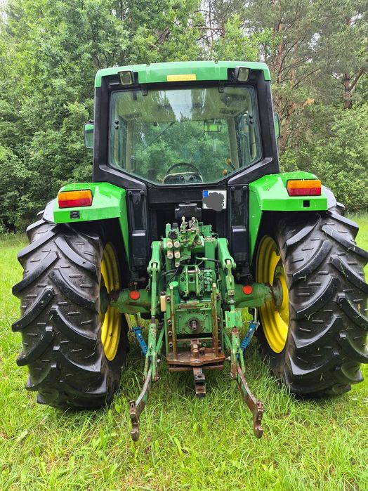 Traktor John Deere 6310