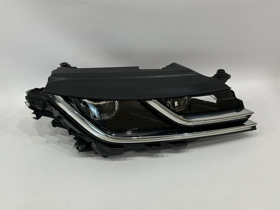Volkswagen Arteon Full led фара передня оптика в наявності 3G8941082K