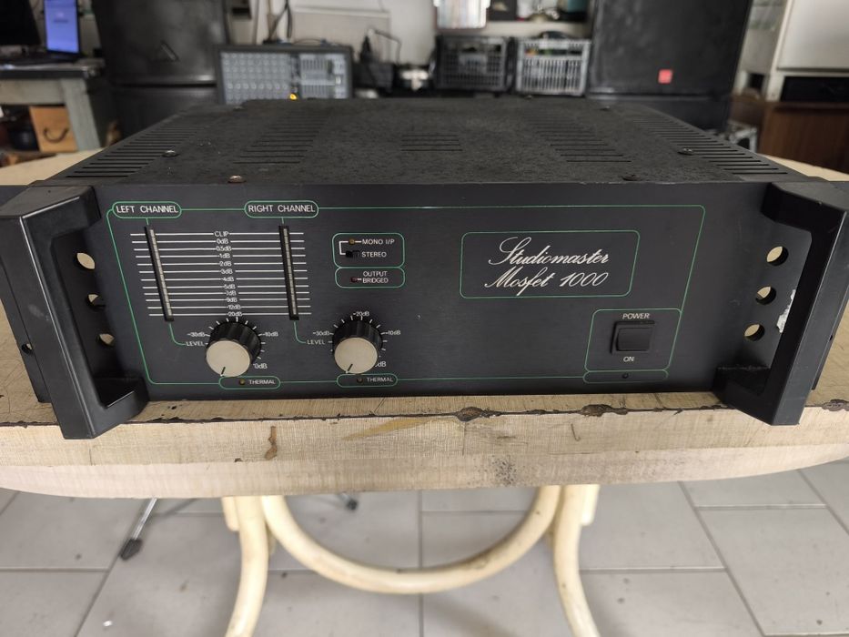 Studiomaster Amplifier474274201790074880