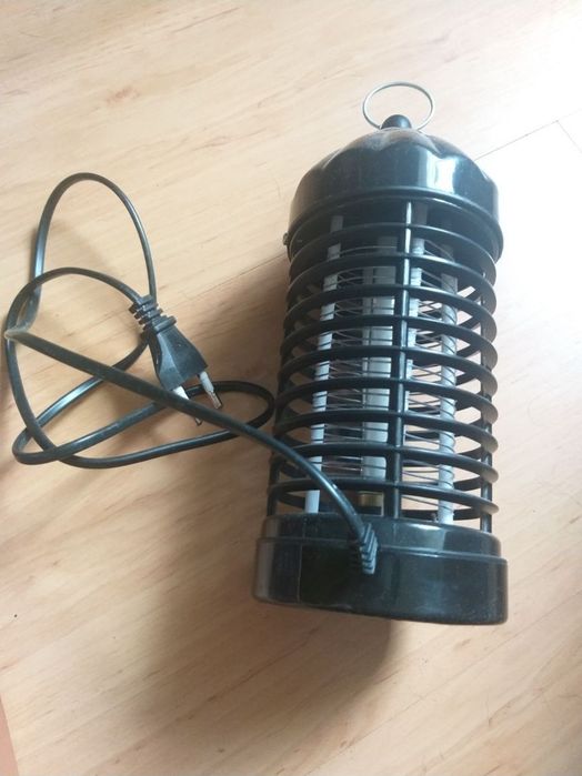 Sprzedam nową lampę owadobójczą