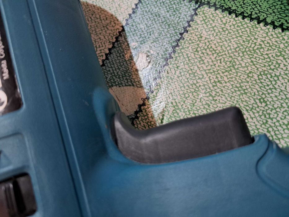 электро дрель makita HP1640 Как новая