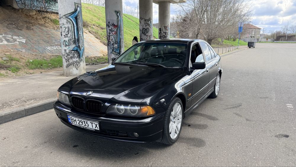 Продам BMW e39 2.5